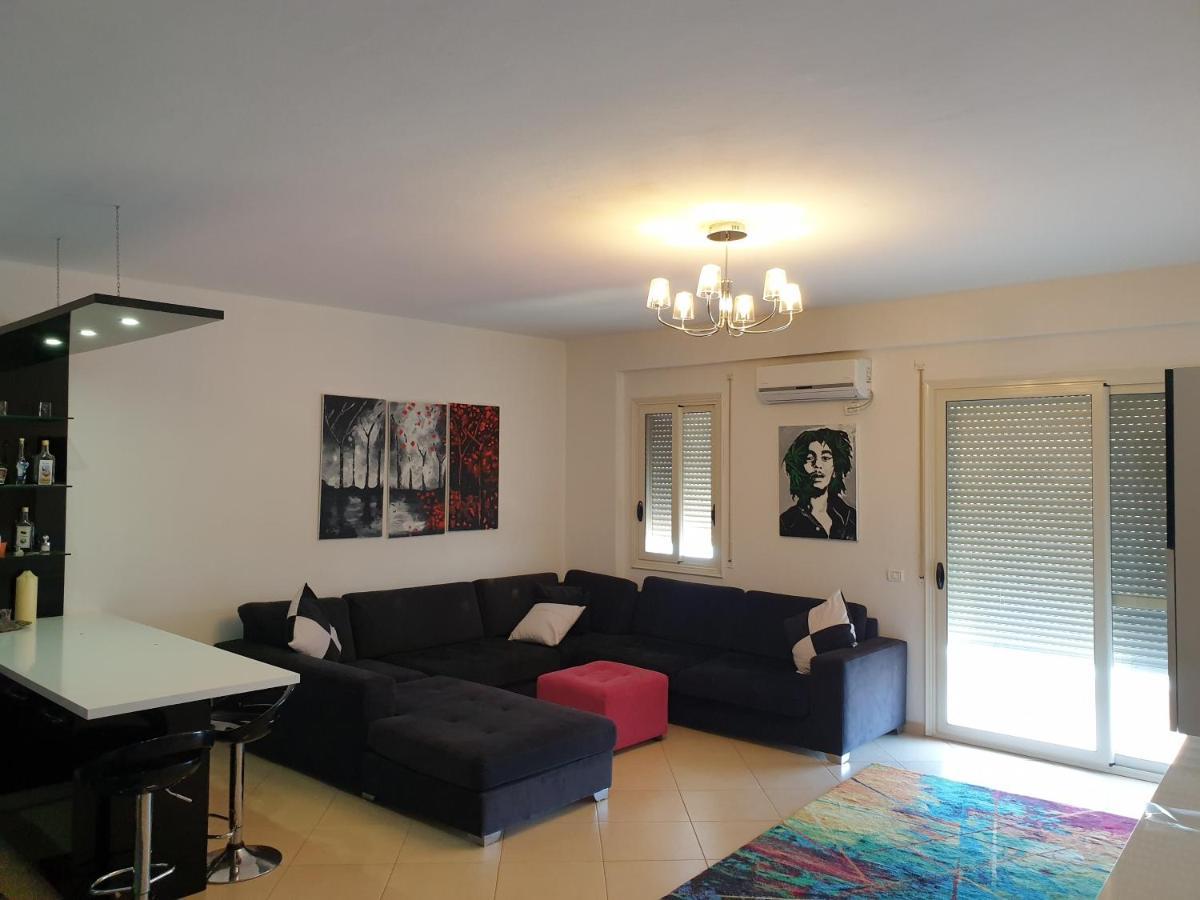 Asta Apartments Free Private Parking Vlora Kültér fotó