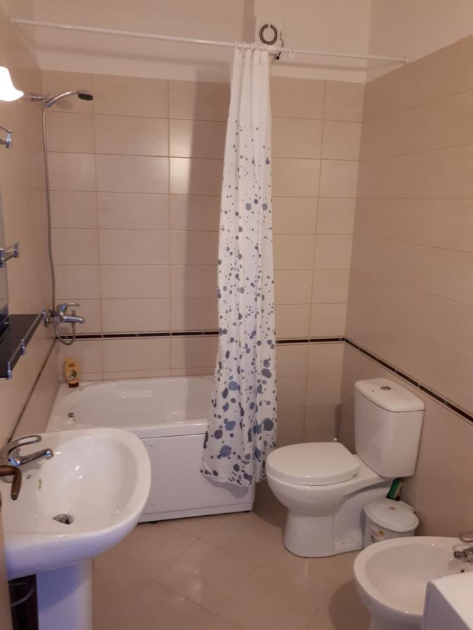 Asta Apartments Free Private Parking Vlora Kültér fotó